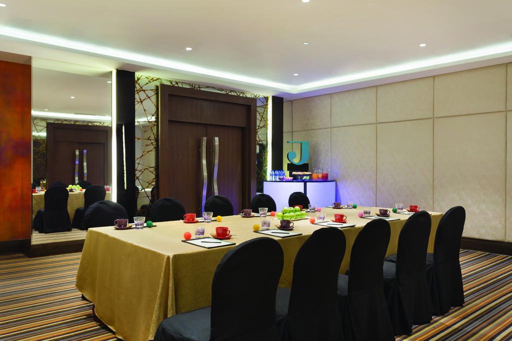Jen Manila by Shangri-La Pasay Bagian luar foto